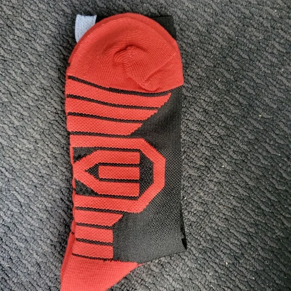 New crew socks Chicago Bulls colors. Jordan 23 Socks!